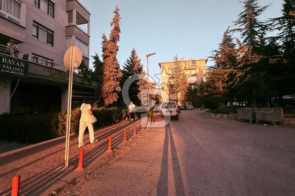 YILDIZEVLER MAHALLESİN'DE 709.SOKAK SATILIK DAİRE