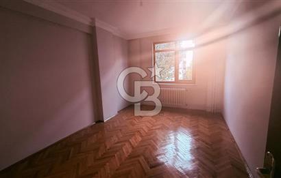 YILDIZEVLER MAHALLESİN'DE 709.SOKAK SATILIK DAİRE