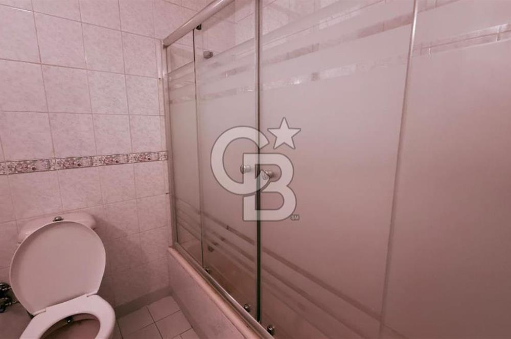YILDIZEVLER MAHALLESİN'DE 709.SOKAK SATILIK DAİRE