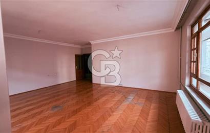 YILDIZEVLER MAHALLESİN'DE 709.SOKAK SATILIK DAİRE
