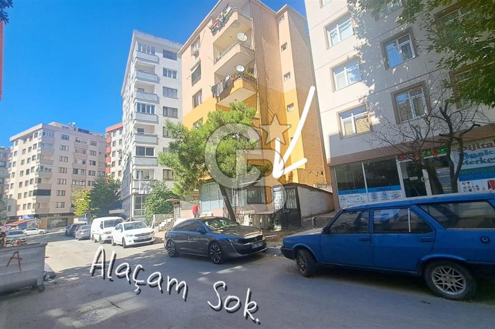 ATALAR'DA MERKEZİ KONUMDA KİRALIK DÜKKAN