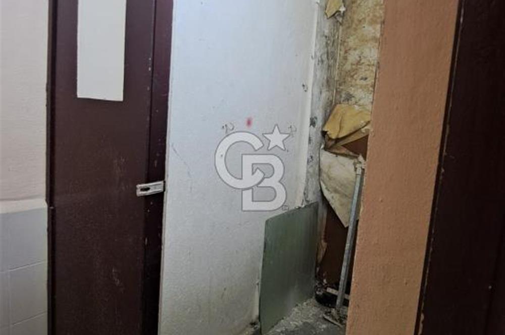 ATALAR'DA MERKEZİ KONUMDA KİRALIK DÜKKAN