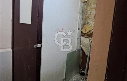 ATALAR'DA MERKEZİ KONUMDA KİRALIK DÜKKAN
