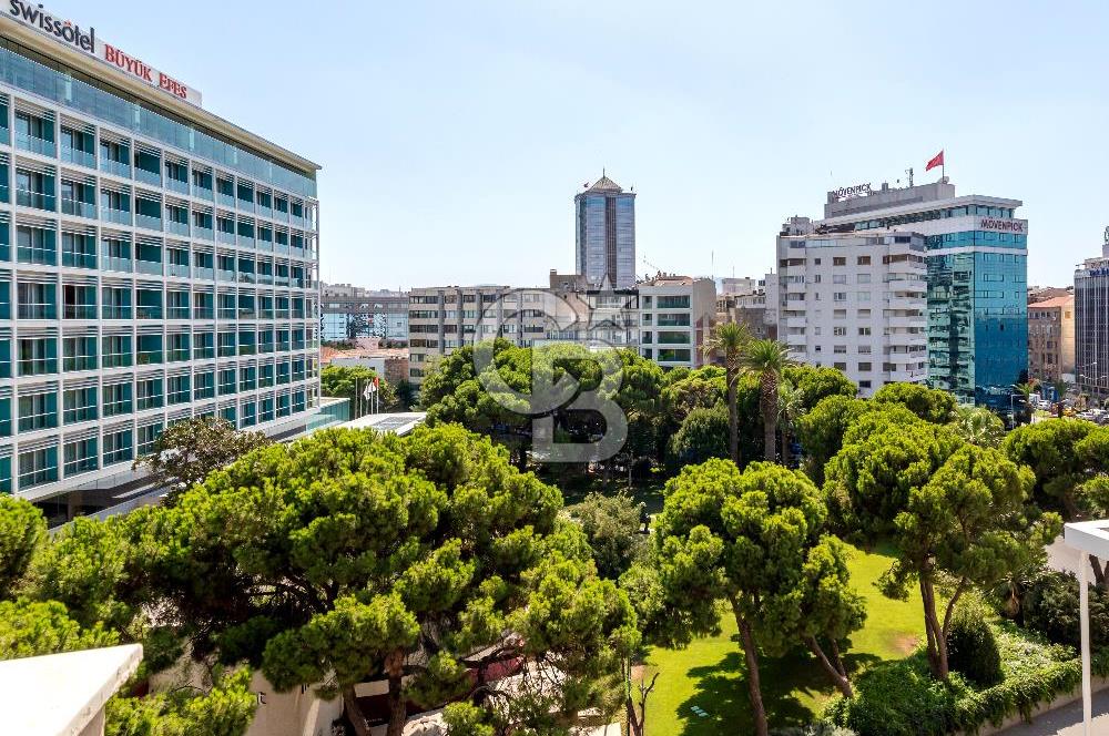 İzmir Alsancak'ta Merkezi Konumda 3+1 Geniş Daire Satılık