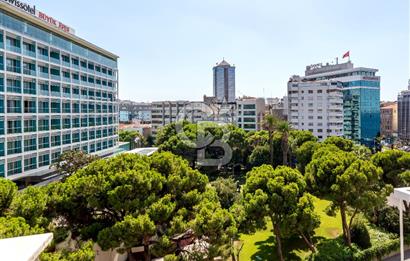 İzmir Alsancak'ta Merkezi Konumda 3+1 Geniş Daire Satılık