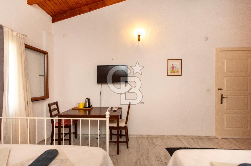 Foça Yenibağarası'nda Satılık Butik Otel