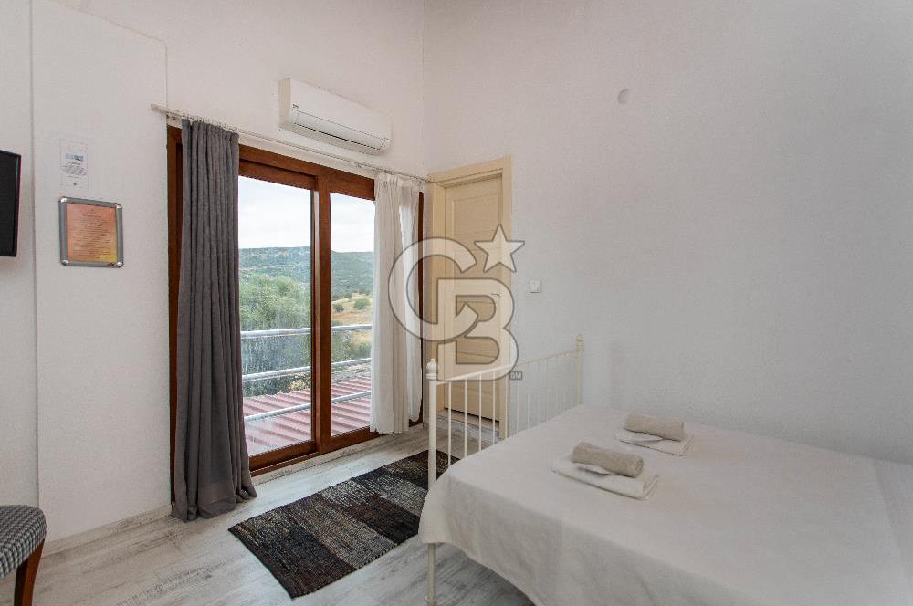 Foça Yenibağarası'nda Satılık Butik Otel