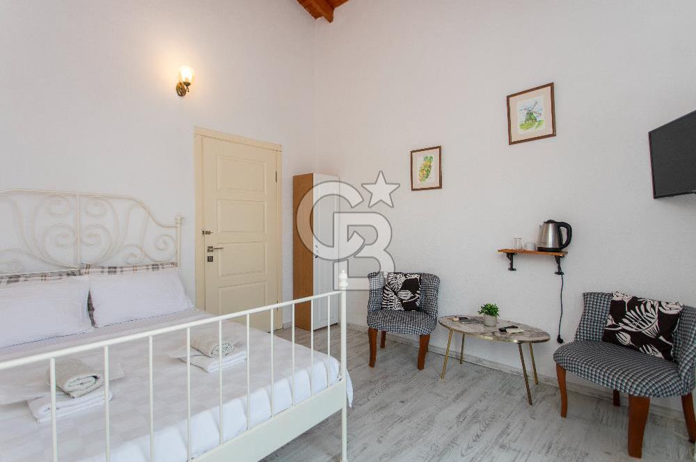 Foça Yenibağarası'nda Satılık Butik Otel