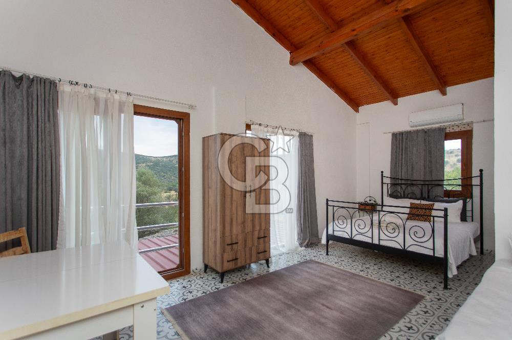 Foça Yenibağarası'nda Satılık Butik Otel