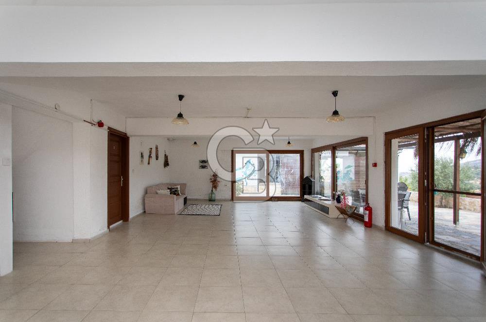 Foça Yenibağarası'nda Satılık Butik Otel