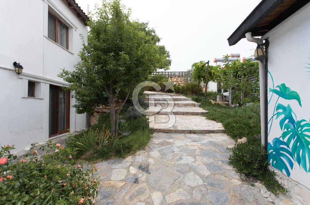 Foça Yenibağarası'nda Satılık Butik Otel