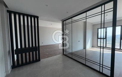 DORUK BEYTEPE'DE ŞEHİR MANZARALI 4.5+1 SATILIK DAİRE