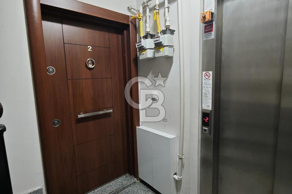 BEŞİKTAŞTA AKARETLERE, ÇARŞIYA YAKIN YENİ BİNADA KİRALIK 1+1