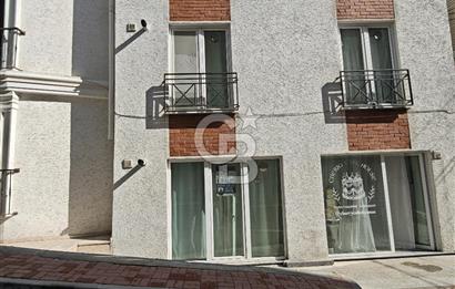 BEŞİKTAŞTA AKARETLERE, ÇARŞIYA YAKIN YENİ BİNADA KİRALIK 1+1