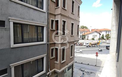 ŞİŞHANE'DE YENİLENMİŞ DENİZ MANZARALI SEÇENEKLİ 1+0 DAİRELER