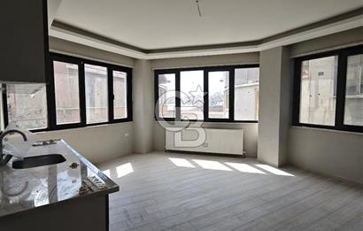 ŞİŞHANE'DE YENİLENMİŞ DENİZ MANZARALI SEÇENEKLİ 1+0 DAİRELER