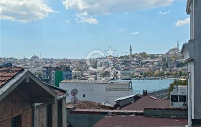 ŞİŞHANE'DE YENİLENMİŞ DENİZ MANZARALI SEÇENEKLİ 1+0 DAİRELER