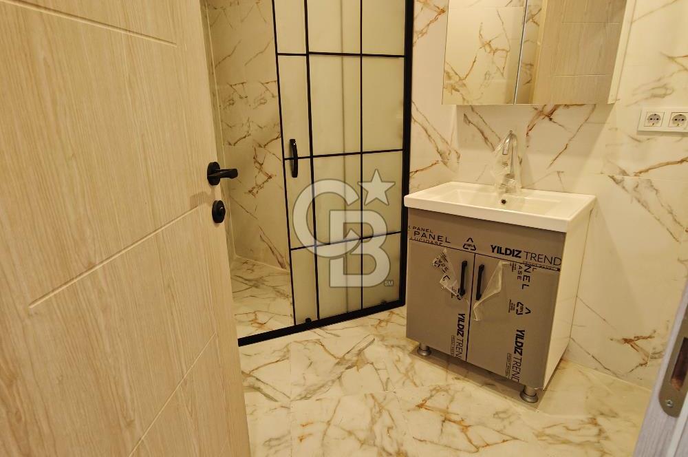 ŞİŞHANE'DE YENİLENMİŞ DENİZ MANZARALI SEÇENEKLİ 1+0 DAİRELER