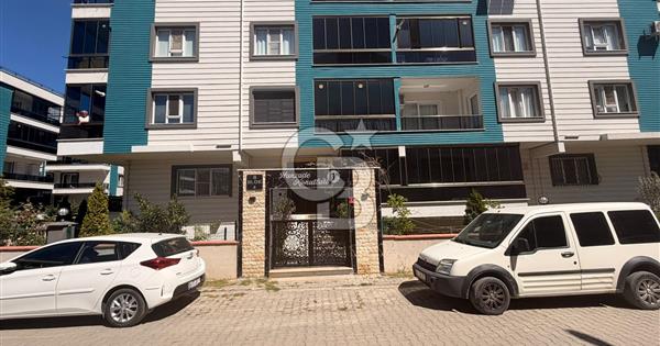AKÇAY İKİZÇAY DA HANZADE KONAKLARINDA GENİŞ 1+1 SATILIK DAİRE - 372284