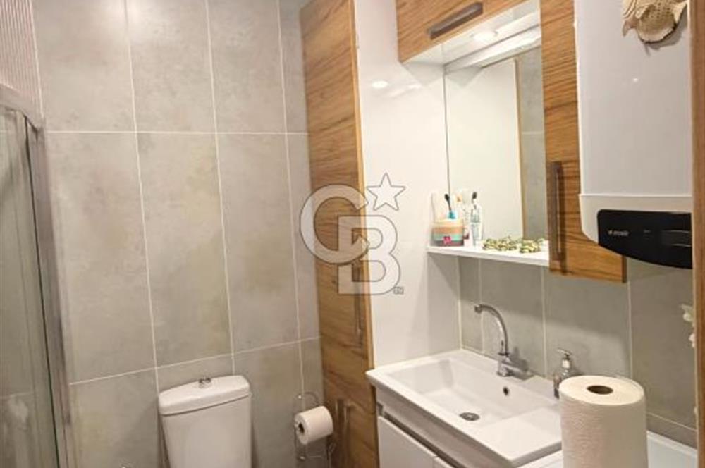 AKÇAY İKİZÇAY DA HANZADE KONAKLARINDA GENİŞ 1+1 SATILIK DAİRE