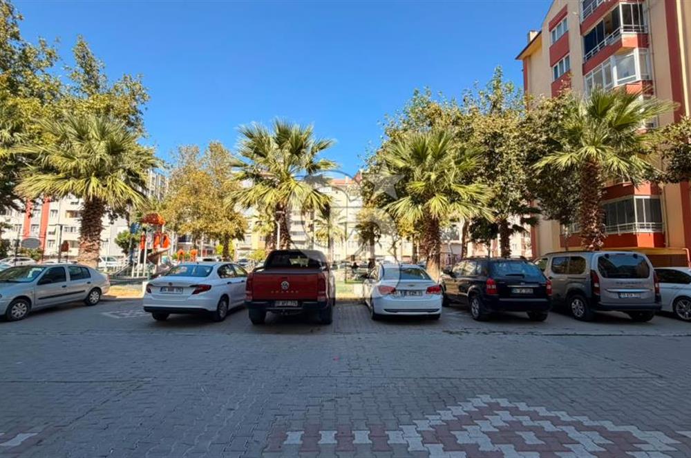 Efe Konaklarında Fırsat! Hamidiyede Önü Açık, Park Cepheli 3+1