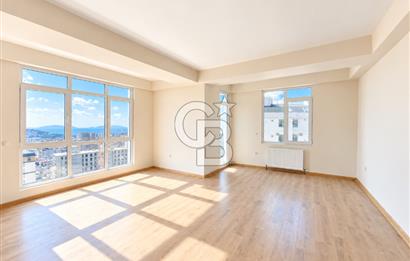 MALTEPE ESENKENT' TE ADALAR MANZARALI SİTE İÇİ SIFIR 4+1 SATILIK DAİRE