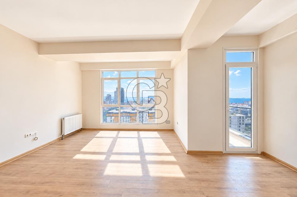 MALTEPE ESENKENT' TE ADALAR MANZARALI SİTE İÇİ SIFIR 4+1 SATILIK DAİRE