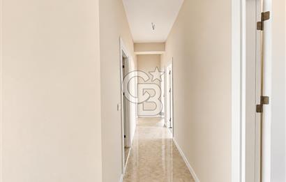MALTEPE ESENKENT' TE ADALAR MANZARALI SİTE İÇİ SIFIR 4+1 SATILIK DAİRE