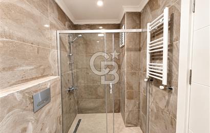 MALTEPE ESENKENT' TE ADALAR MANZARALI SİTE İÇİ SIFIR 4+1 SATILIK DAİRE