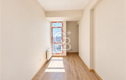 MALTEPE ESENKENT' TE ADALAR MANZARALI SİTE İÇİ SIFIR 4+1 SATILIK DAİRE