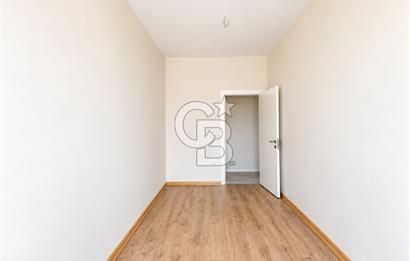 MALTEPE ESENKENT' TE ADALAR MANZARALI SİTE İÇİ SIFIR 4+1 SATILIK DAİRE