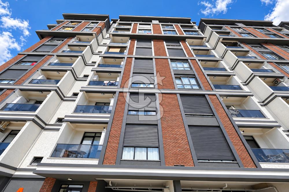 MALTEPE ESENKENT' TE ADALAR MANZARALI SİTE İÇİ SIFIR 4+1 SATILIK DAİRE