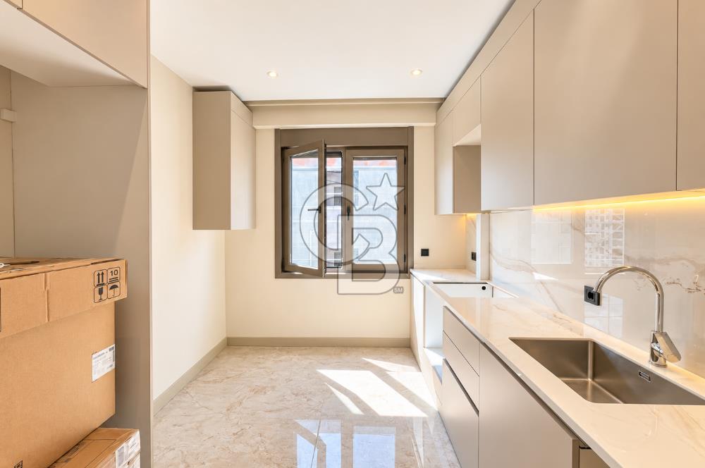 GÖZTEPE GÜNEBAKAN SOKAK' TA SIFIR BİNADA BALKONLU ÖNÜ KAPANMAZ 3+1 DAİRE