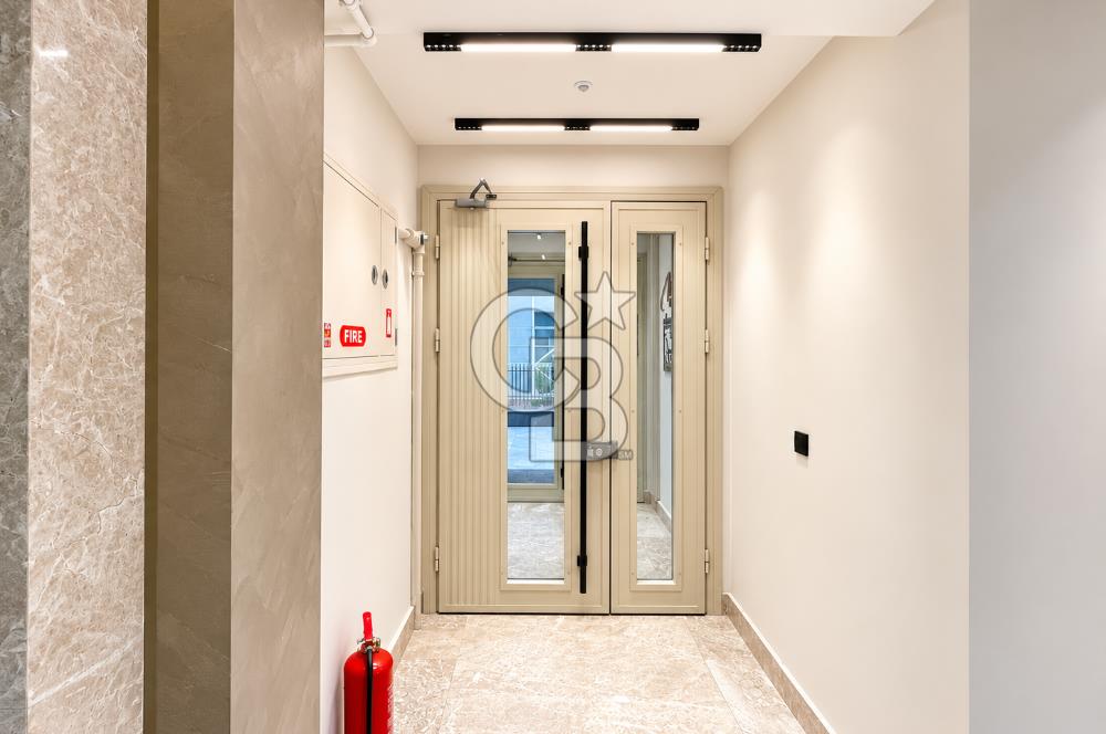 GÖZTEPE GÜNEBAKAN SOKAK' TA SIFIR BİNADA BALKONLU ÖNÜ KAPANMAZ 3+1 DAİRE