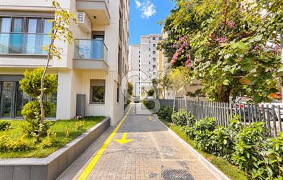 GÖZTEPE GÜNEBAKAN SOKAK' TA SIFIR BİNADA BALKONLU ÖNÜ KAPANMAZ 3+1 DAİRE