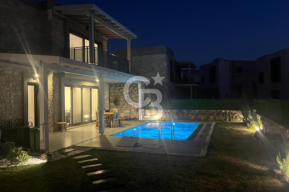 GÜMÜŞLÜK MERKEZDE EŞYALI HAVUZLU KİRALIK 3+1 VİLLA