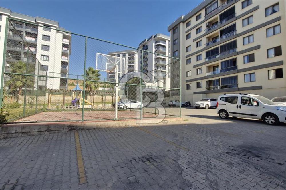 Karabağlar Devrim Mahallesinde Site İçerisinde Kiralık 3+1 Daire