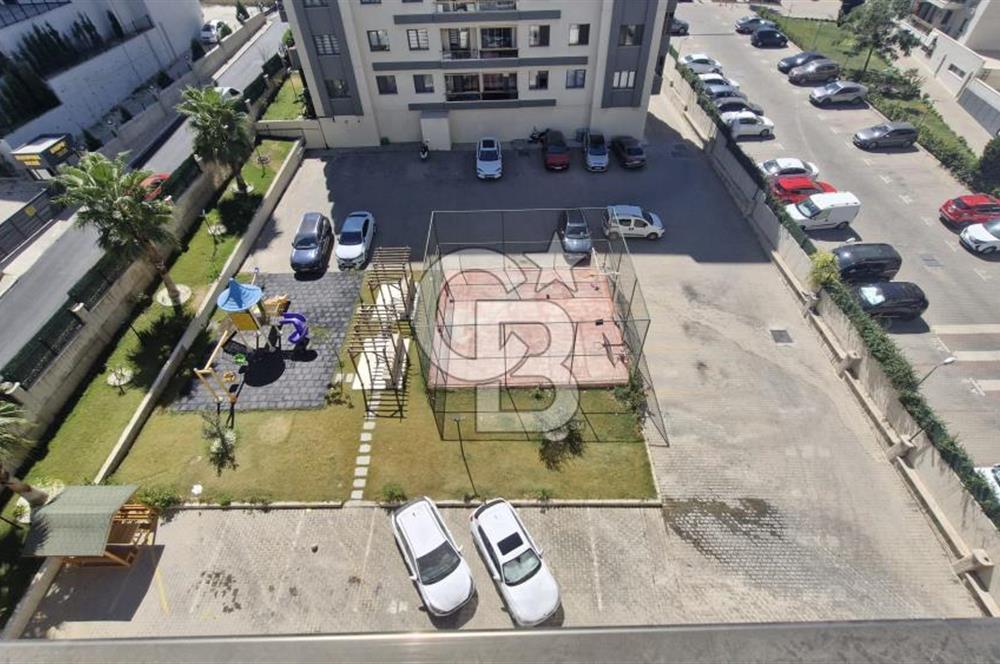 Karabağlar Devrim Mahallesinde Site İçerisinde Kiralık 3+1 Daire
