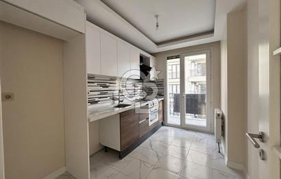 Tuzla İstasyonda Marmaraya 3 Dakika 1. Katta 110 m² Geniş 3+1
