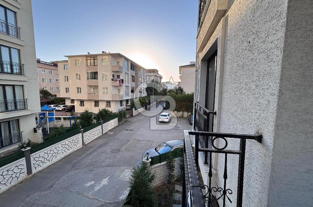 Tuzla İstasyonda Marmaraya 3 Dakika 1. Katta 110 m² Geniş 3+1