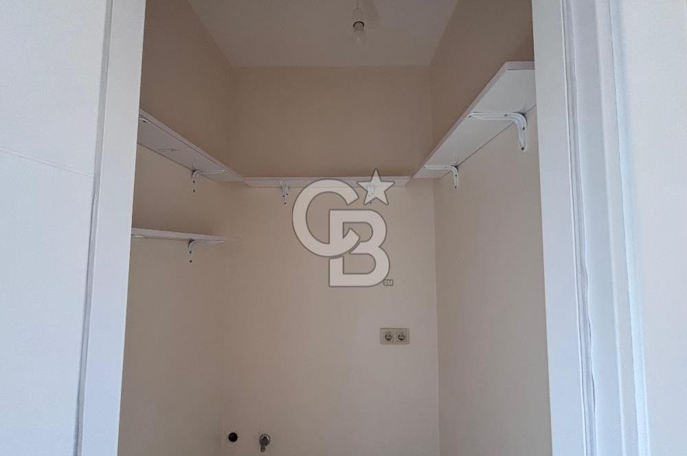 Tuzla İstasyonda Marmaraya 3 Dakika 1. Katta 110 m² Geniş 3+1