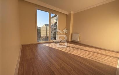 Tuzla İstasyonda Marmaraya 3 Dakika 1. Katta 110 m² Geniş 3+1