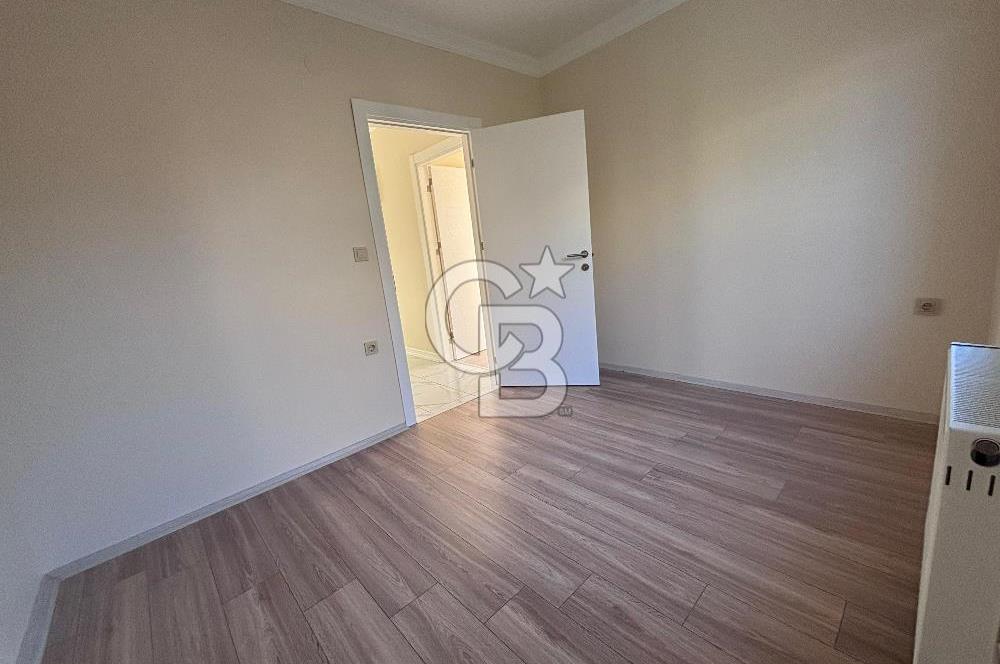 Tuzla İstasyonda Marmaraya 3 Dakika 1. Katta 110 m² Geniş 3+1