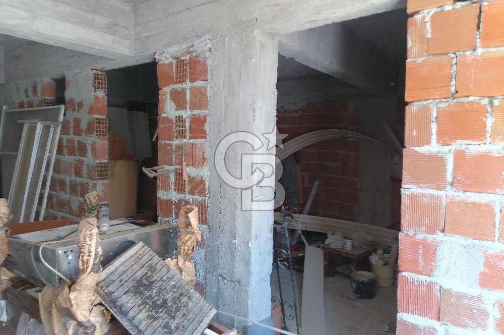 Seferihisar Ömür Beldesinde Satılık Yazlık