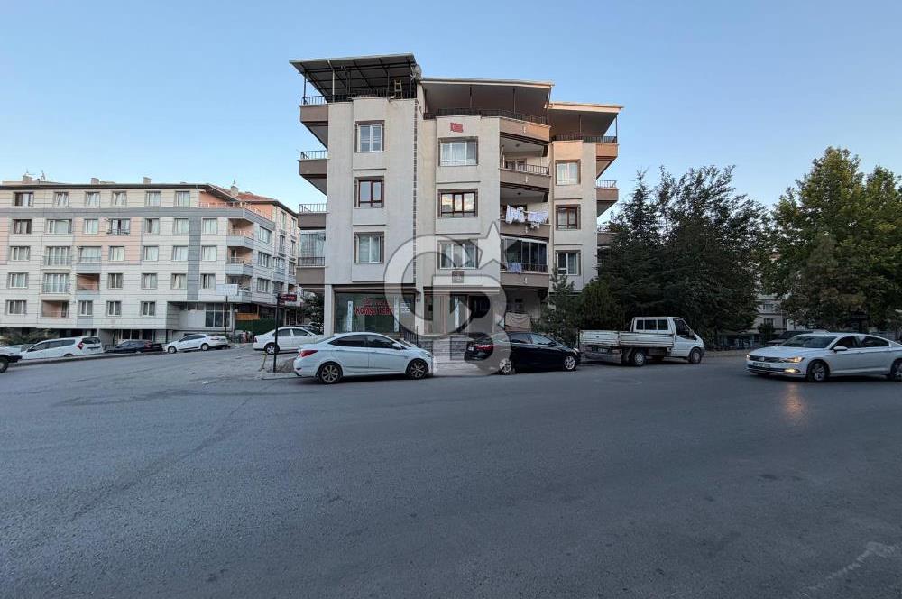 Etimesgut Merkezde, Cadde Üzeri 75 m² Kiralık Köşe Başı Dükkan