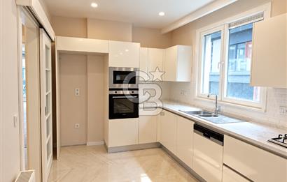 CADDEBOSTAN İSKELE SK. KONUT VE İŞ YERİNE UYGUN 3+1 155M2