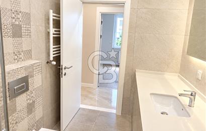 CADDEBOSTAN İSKELE SK. KONUT VE İŞ YERİNE UYGUN 3+1 155M2