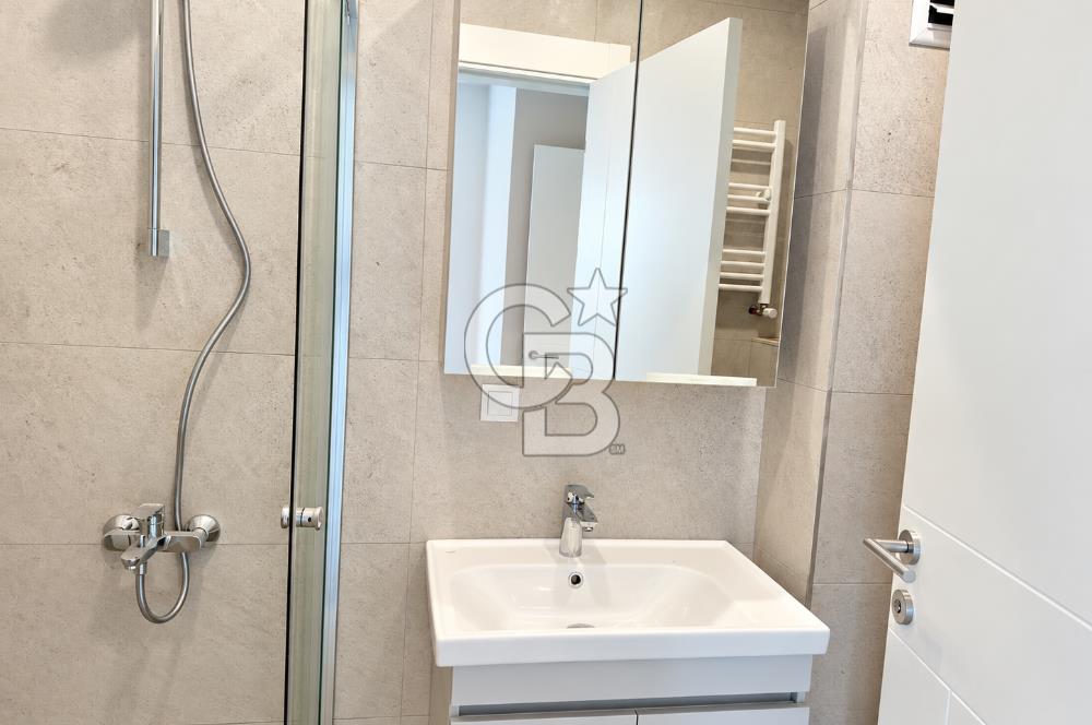 CADDEBOSTAN İSKELE SK. KONUT VE İŞ YERİNE UYGUN 3+1 155M2