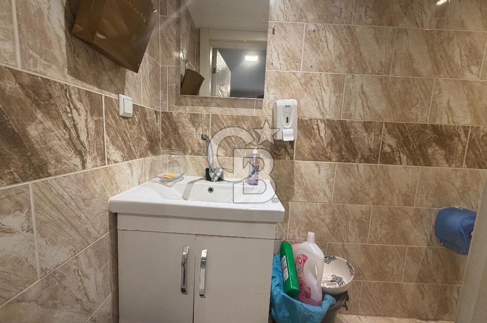 KIZILAY TUNALI HİLMİ'DE TERASLI DEVREN KİRALIK GÜZELLİK MERKEZİ