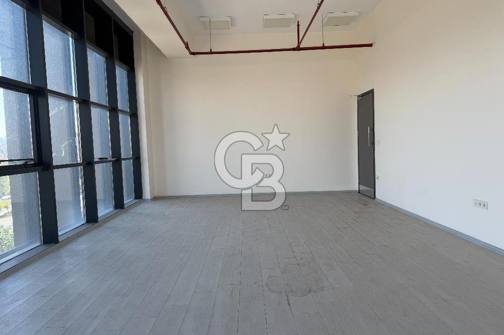 İSKİTLER İTFAİYE ÇARŞISI PLAZA KATINDA SATILIK LÜKS OFİS